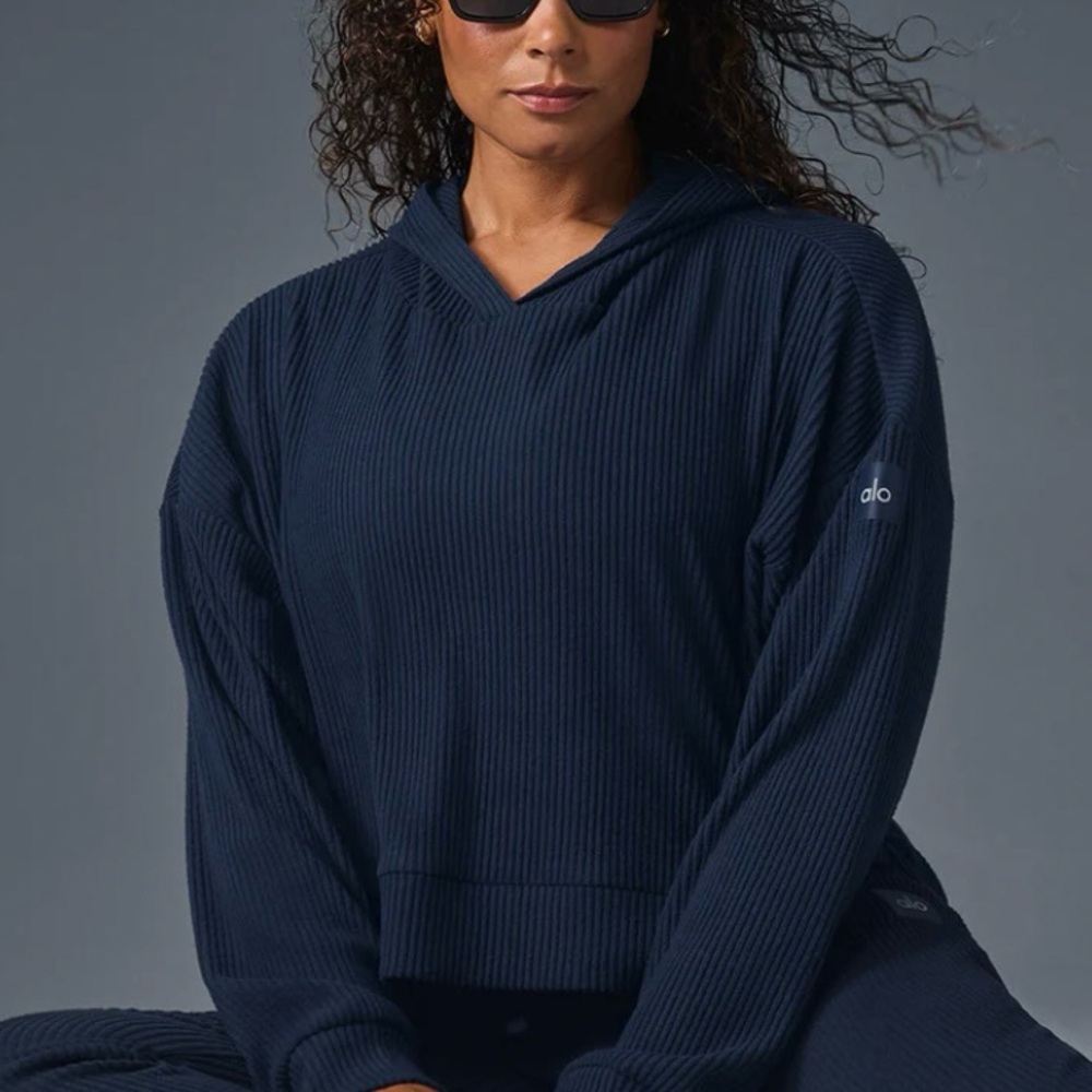 ALO Yoga muse hoodie